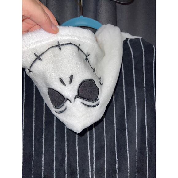 Ugly Nightmare Christmas Onesie Sweatshirt Sweater Xmas Size Medium NWT - Picture 4 of 4